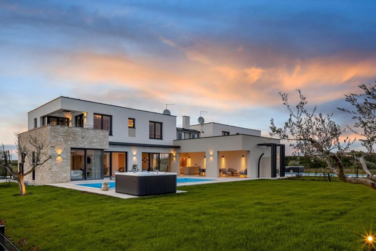 Villa Bella By Seeadria Agency Brtonigla Exterior photo