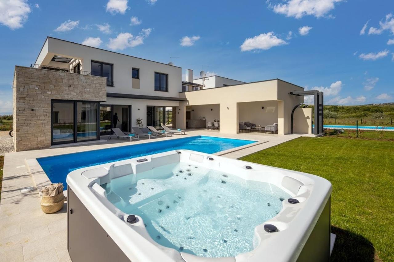 Villa Bella By Seeadria Agency Brtonigla Exterior photo