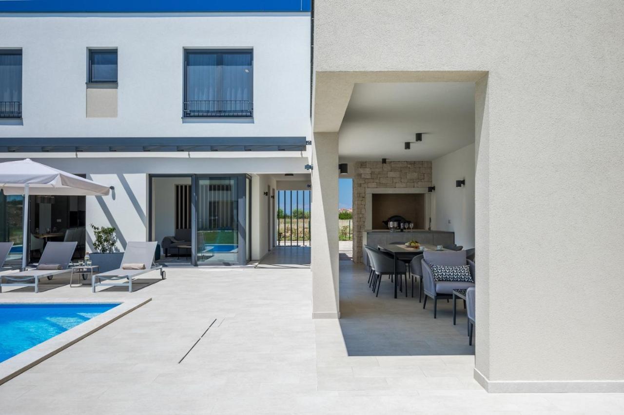 Villa Bella By Seeadria Agency Brtonigla Exterior photo