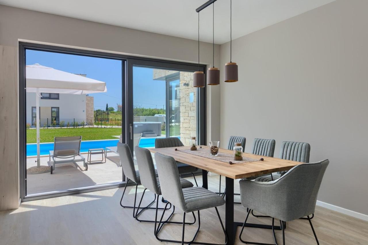 Villa Bella By Seeadria Agency Brtonigla Exterior photo