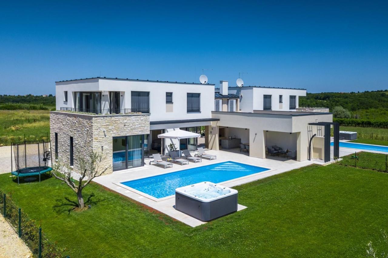 Villa Bella By Seeadria Agency Brtonigla Exterior photo